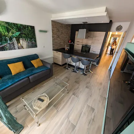 De Avec Piscine & Transat, A 2 Minutes Des Plages - Bat N2 Apartment *