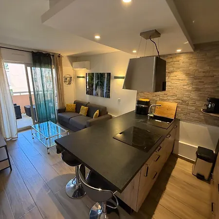 Apartment De Avec Piscine & Transat, A 2 Minutes Des Plages - Bat N2 Vallauris